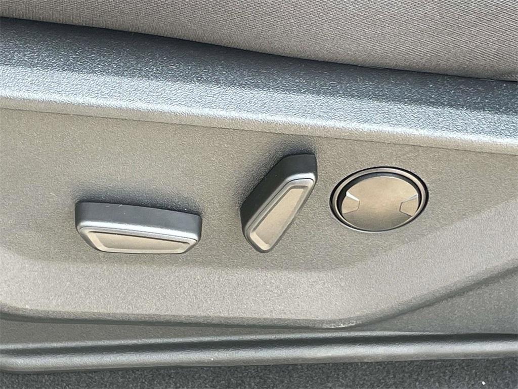 new 2025 Ford F-150 car, priced at $60,995