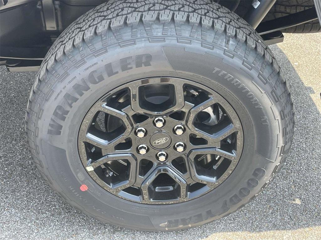 new 2025 Ford F-150 car, priced at $60,995