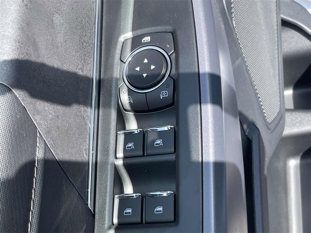 new 2025 Ford F-150 car, priced at $60,995
