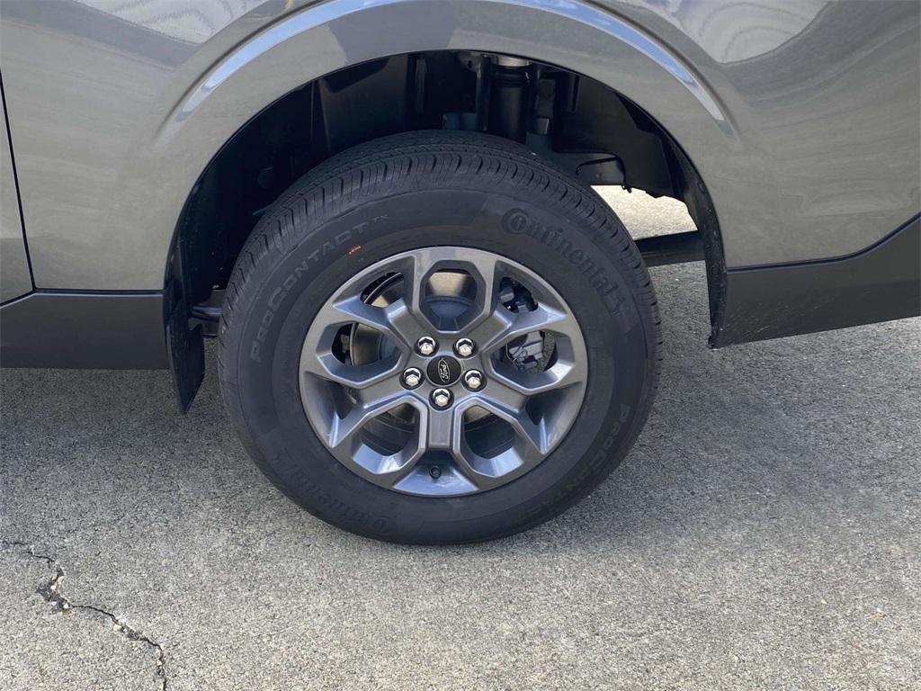 new 2025 Ford Maverick car, priced at $29,528