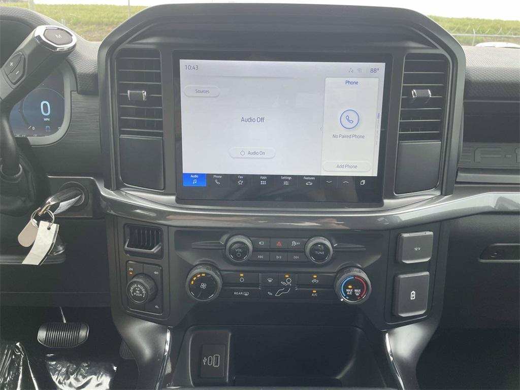 new 2025 Ford F-150 car, priced at $48,575