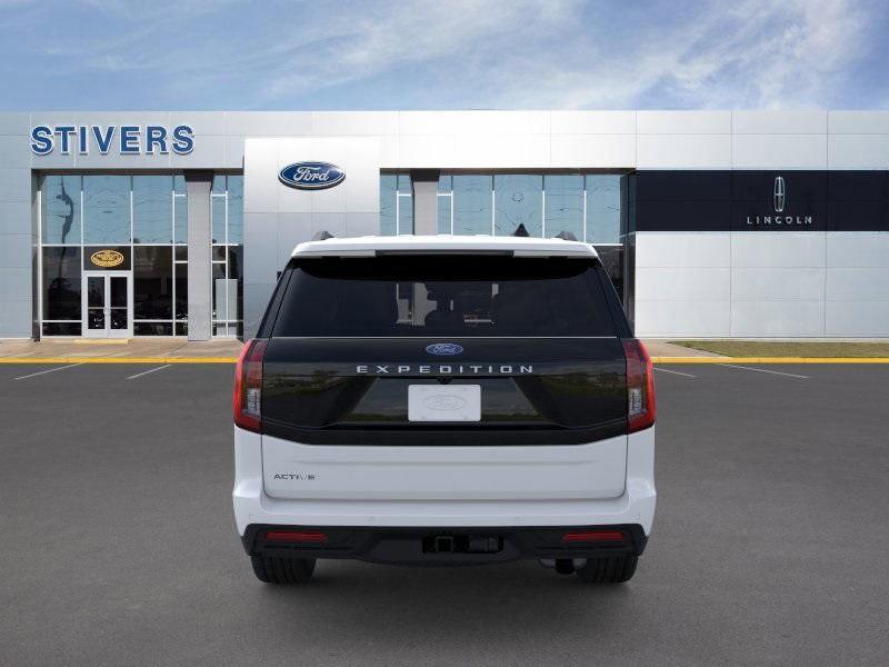 new 2025 Ford Expedition car, priced at $65,910