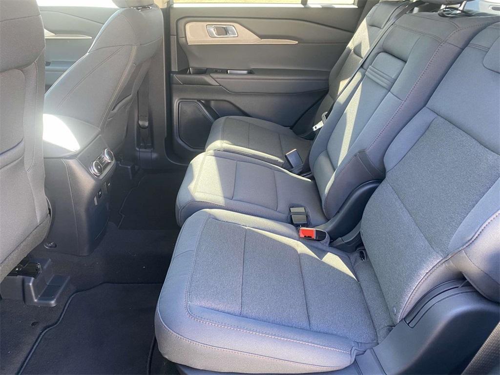 new 2025 Ford Explorer car, priced at $35,424