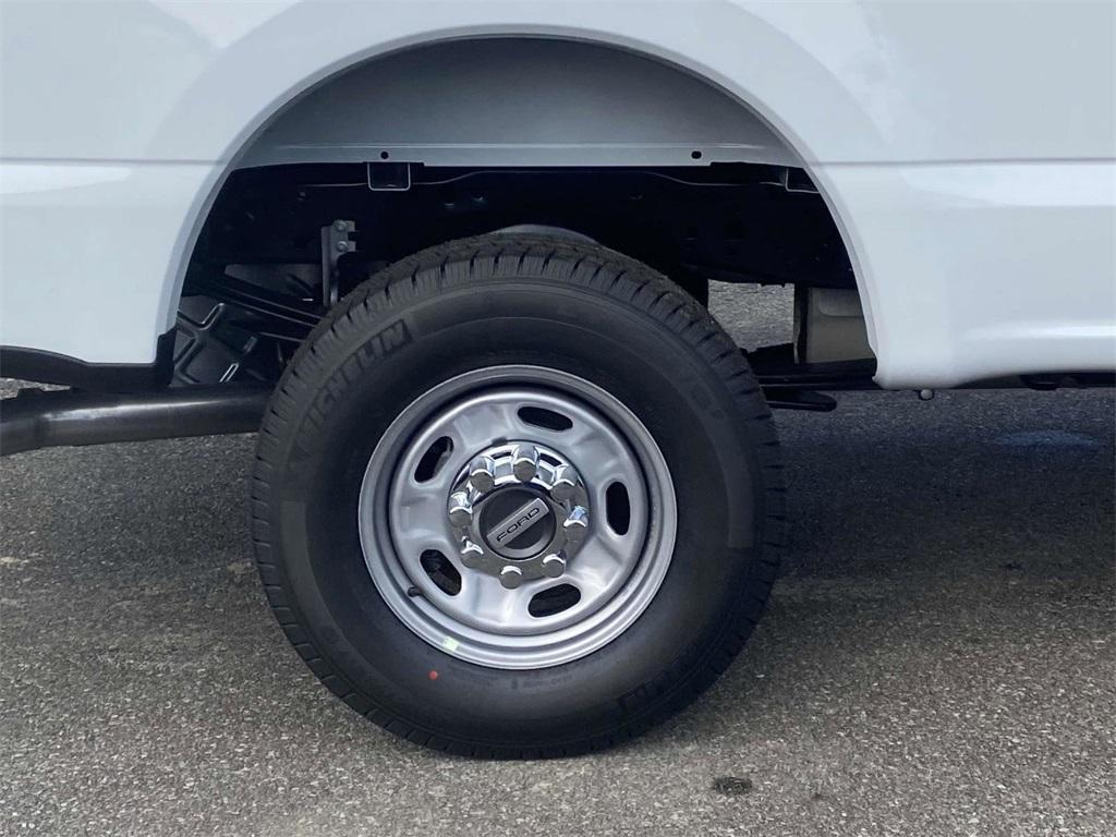 new 2024 Ford F-250 car, priced at $37,395