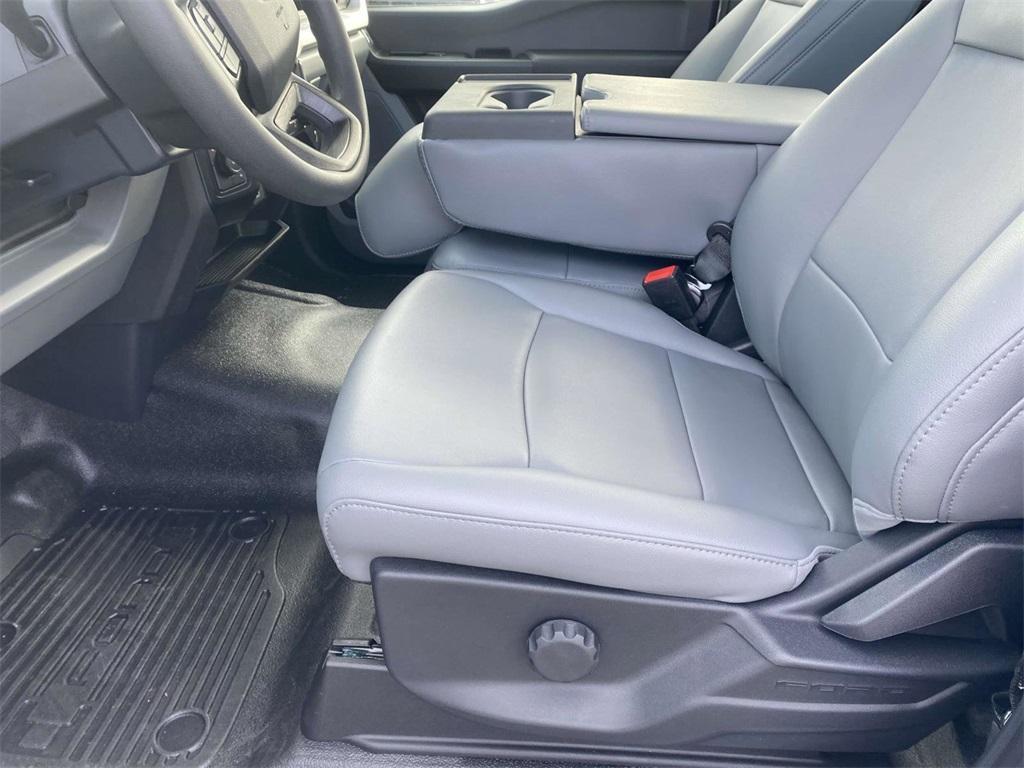 new 2024 Ford F-250 car, priced at $37,395