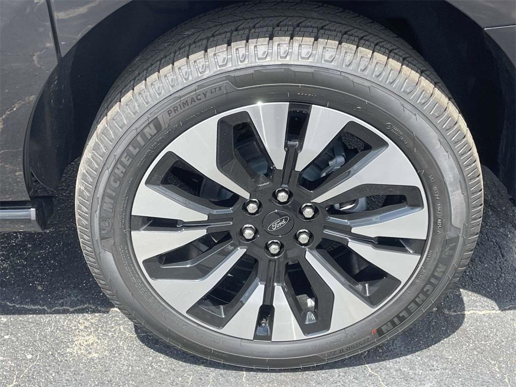 new 2025 Ford Expedition Max car, priced at $80,685