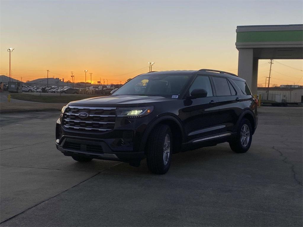 new 2025 Ford Explorer car, priced at $34,995