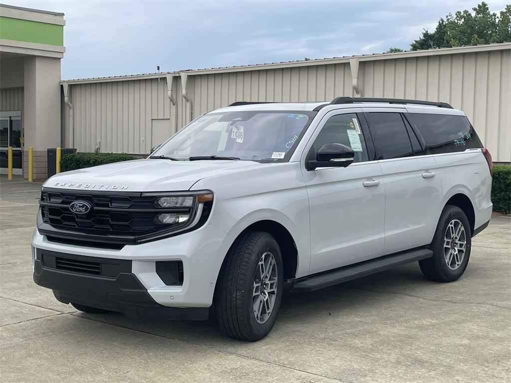 new 2025 Ford Expedition Max car, priced at $70,710