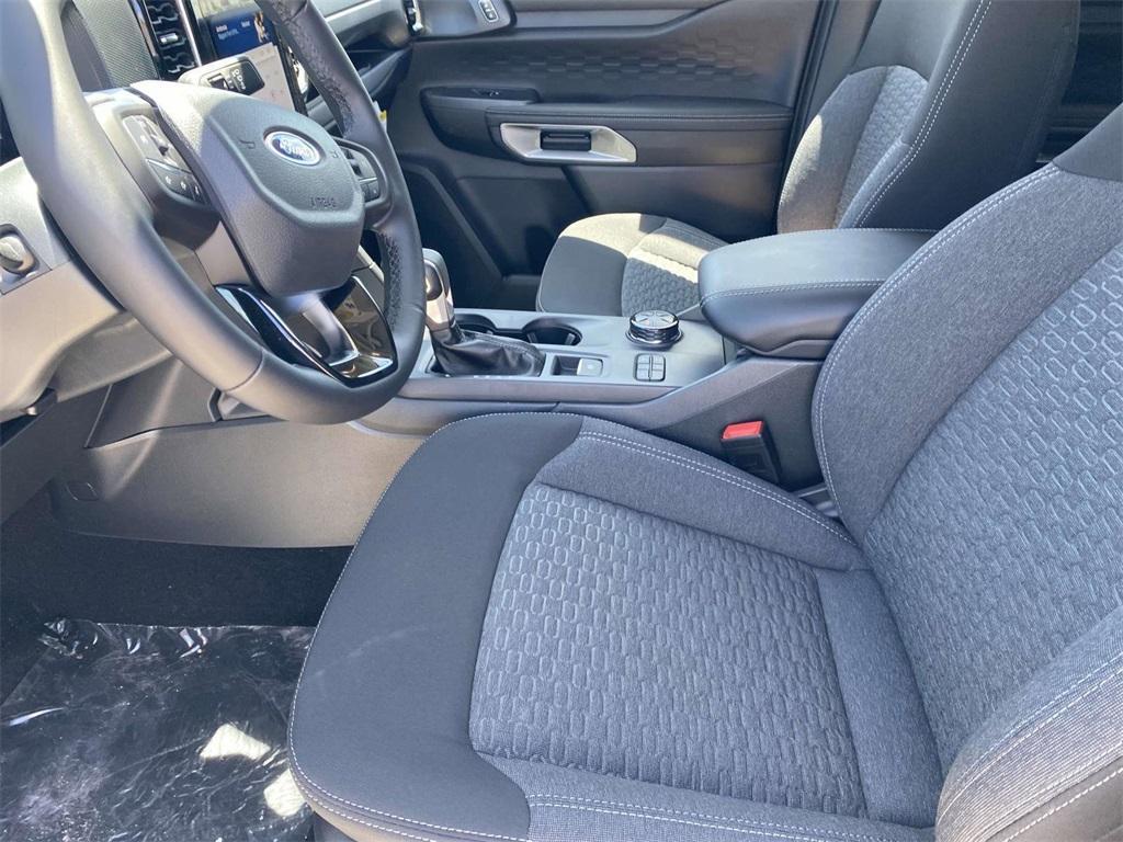 new 2025 Ford Ranger car, priced at $36,995