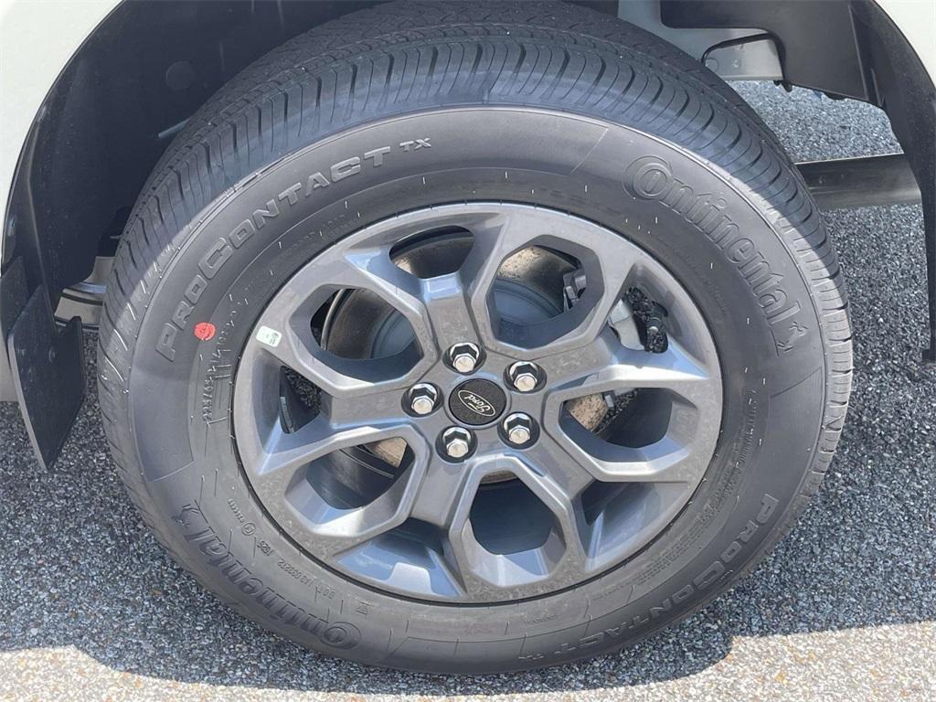 new 2025 Ford Maverick car, priced at $31,412