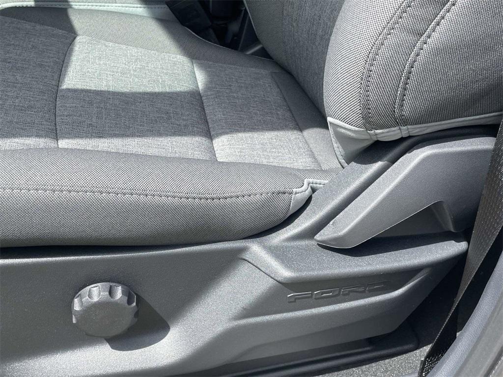 new 2025 Ford F-250 car, priced at $56,074