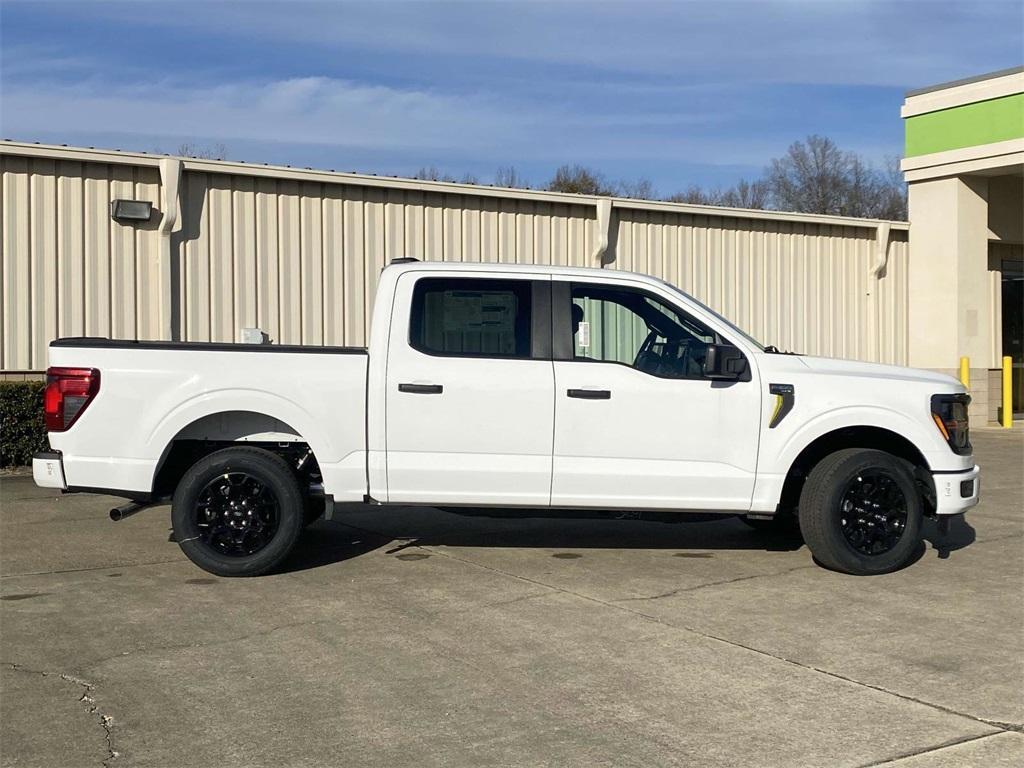 new 2025 Ford F-150 car, priced at $39,194