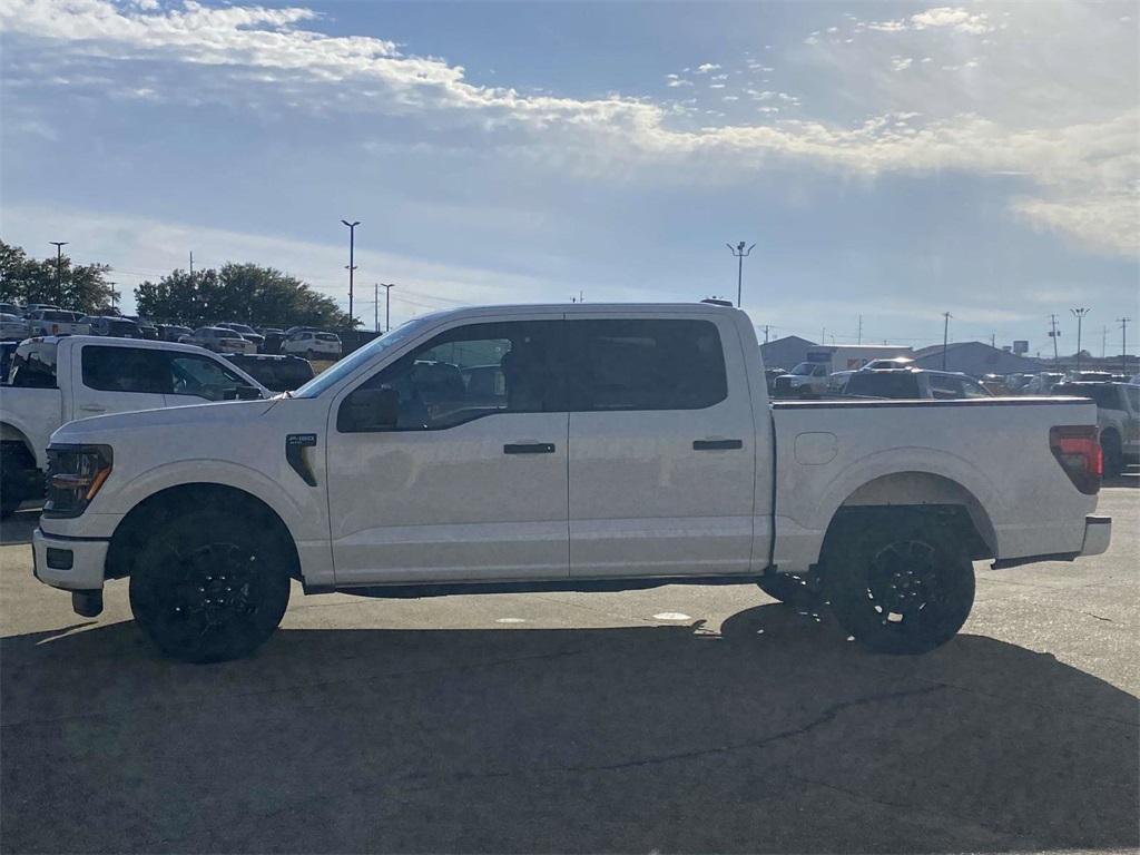 new 2025 Ford F-150 car, priced at $39,194