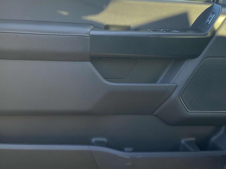 new 2025 Ford F-150 car, priced at $39,995