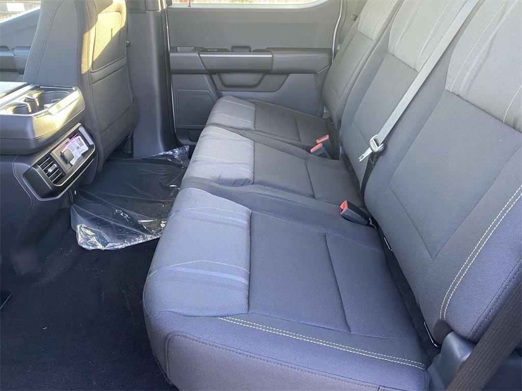 new 2025 Ford F-150 car, priced at $39,995