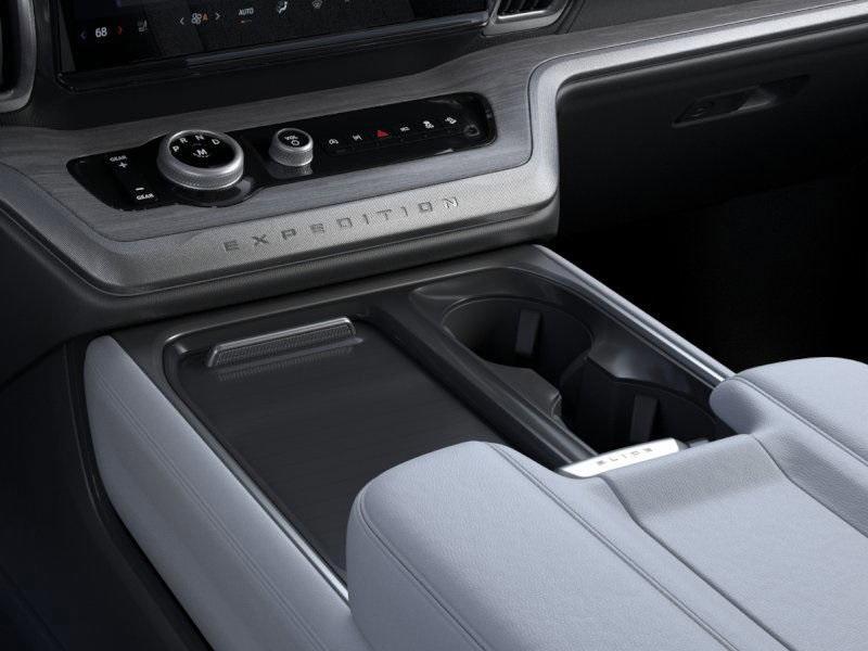 new 2025 Ford Expedition Max car, priced at $80,162