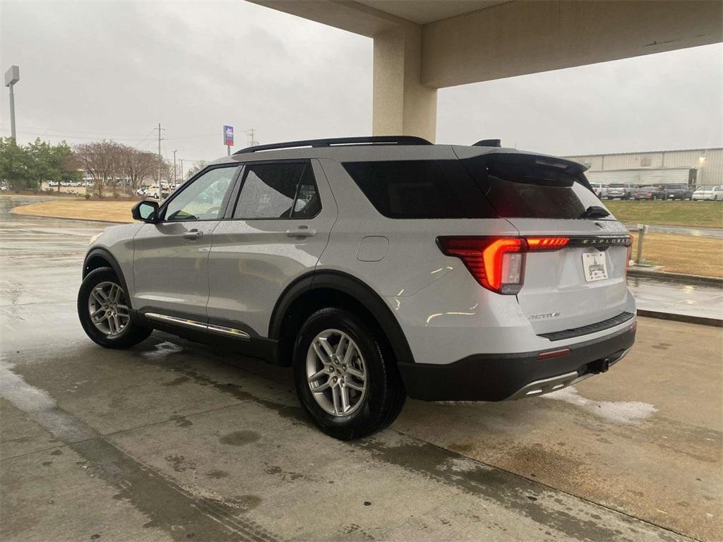 new 2025 Ford Explorer car, priced at $34,244