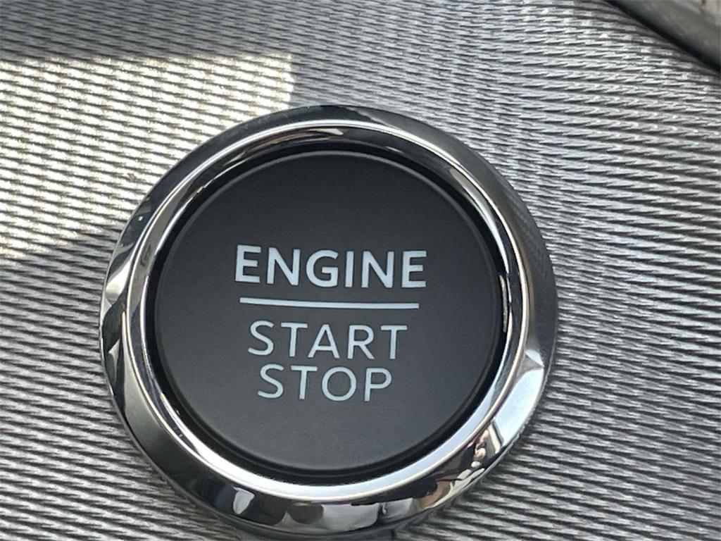 new 2025 Ford Explorer car, priced at $35,013