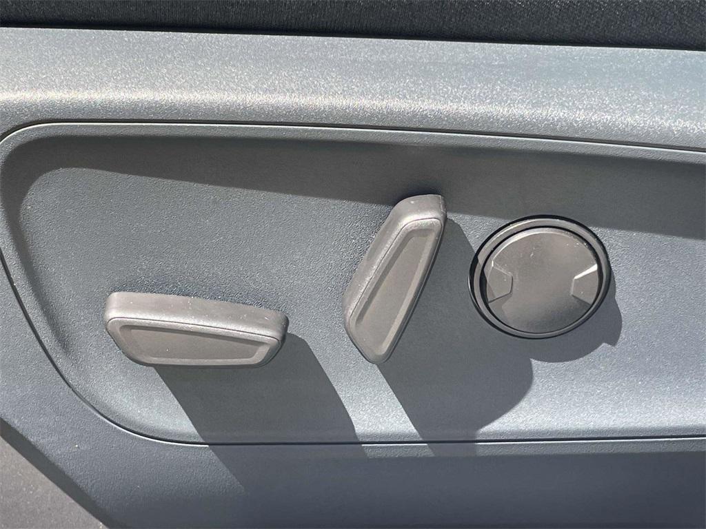 new 2024 Ford Maverick car, priced at $29,501