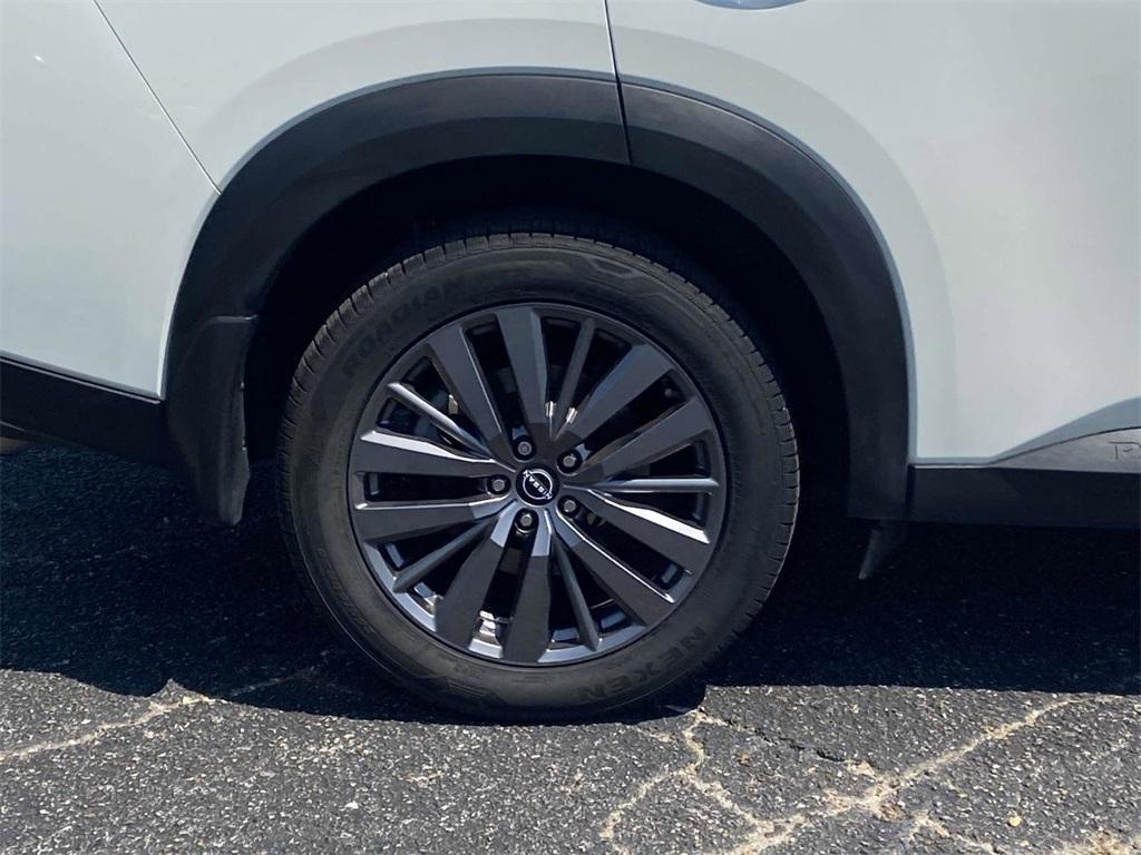 used 2024 Nissan Pathfinder car, priced at $34,991