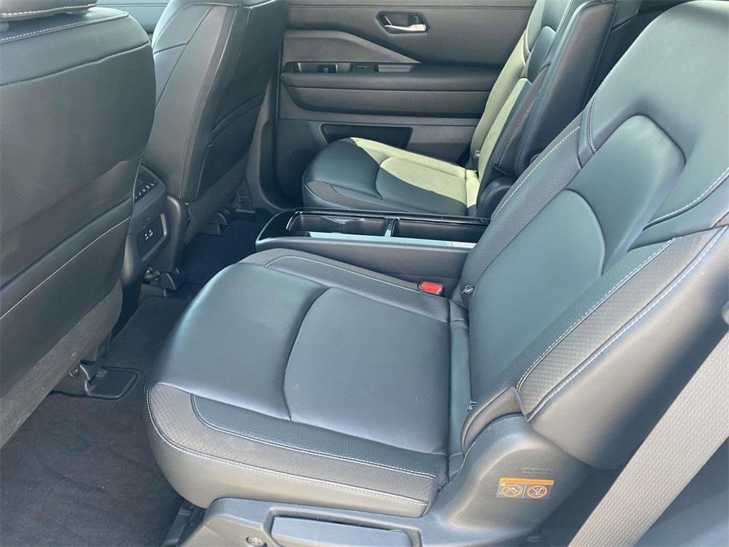 used 2024 Nissan Pathfinder car, priced at $34,991