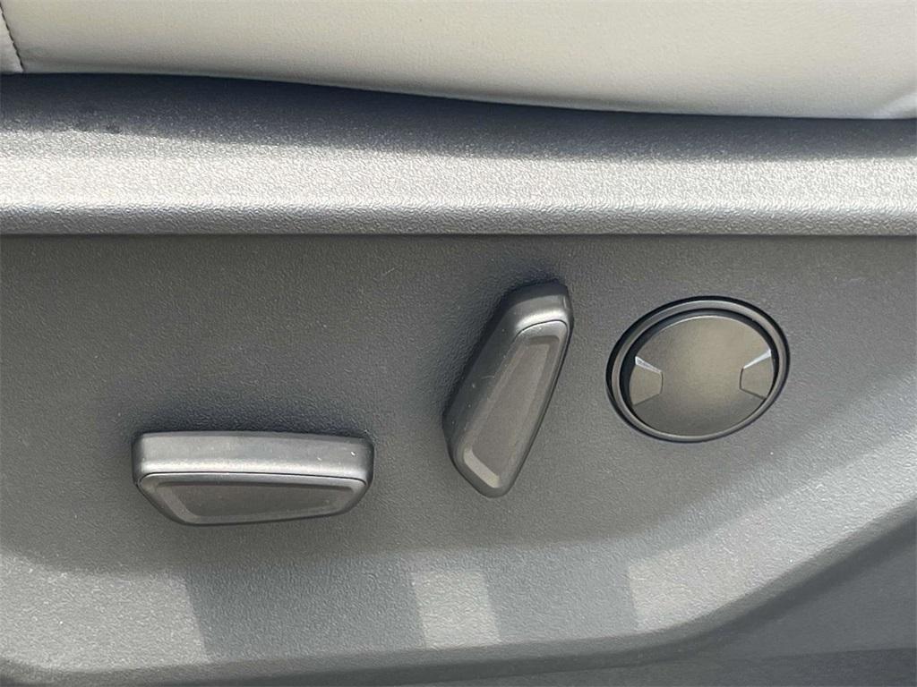 new 2025 Ford Expedition Max car, priced at $71,705