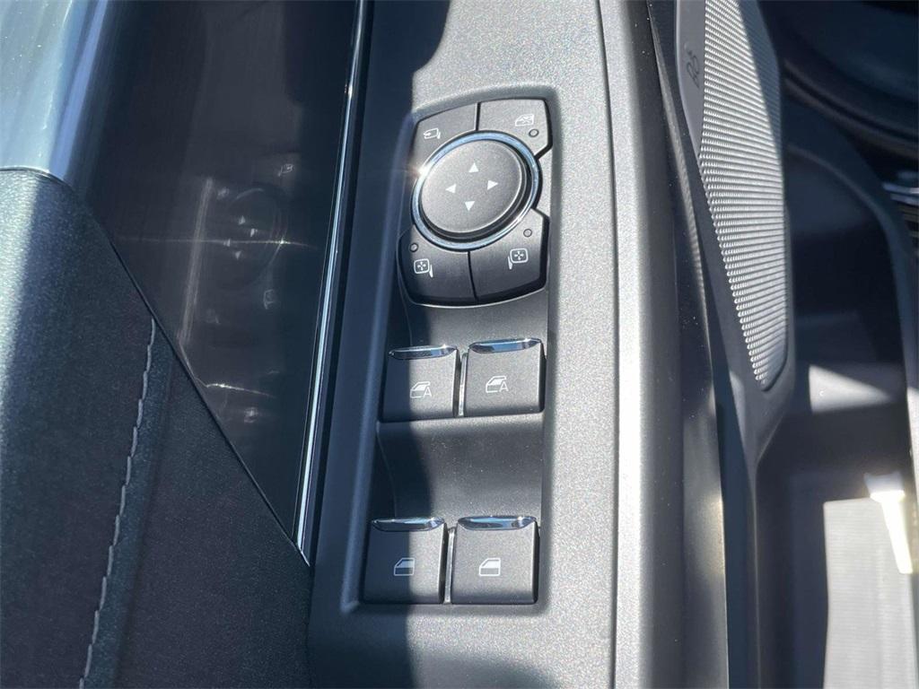 new 2025 Ford F-150 car, priced at $60,180