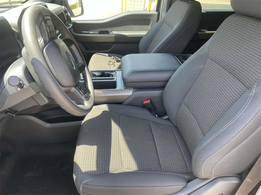 new 2025 Ford F-150 car, priced at $53,073