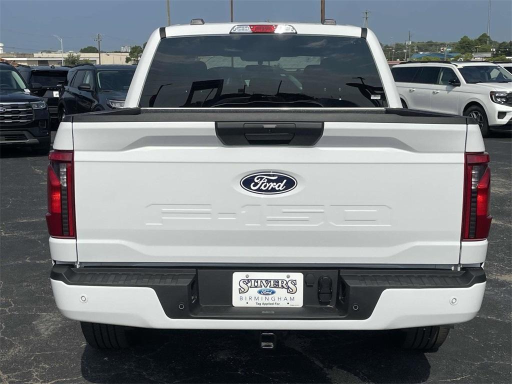 new 2025 Ford F-150 car, priced at $39,490