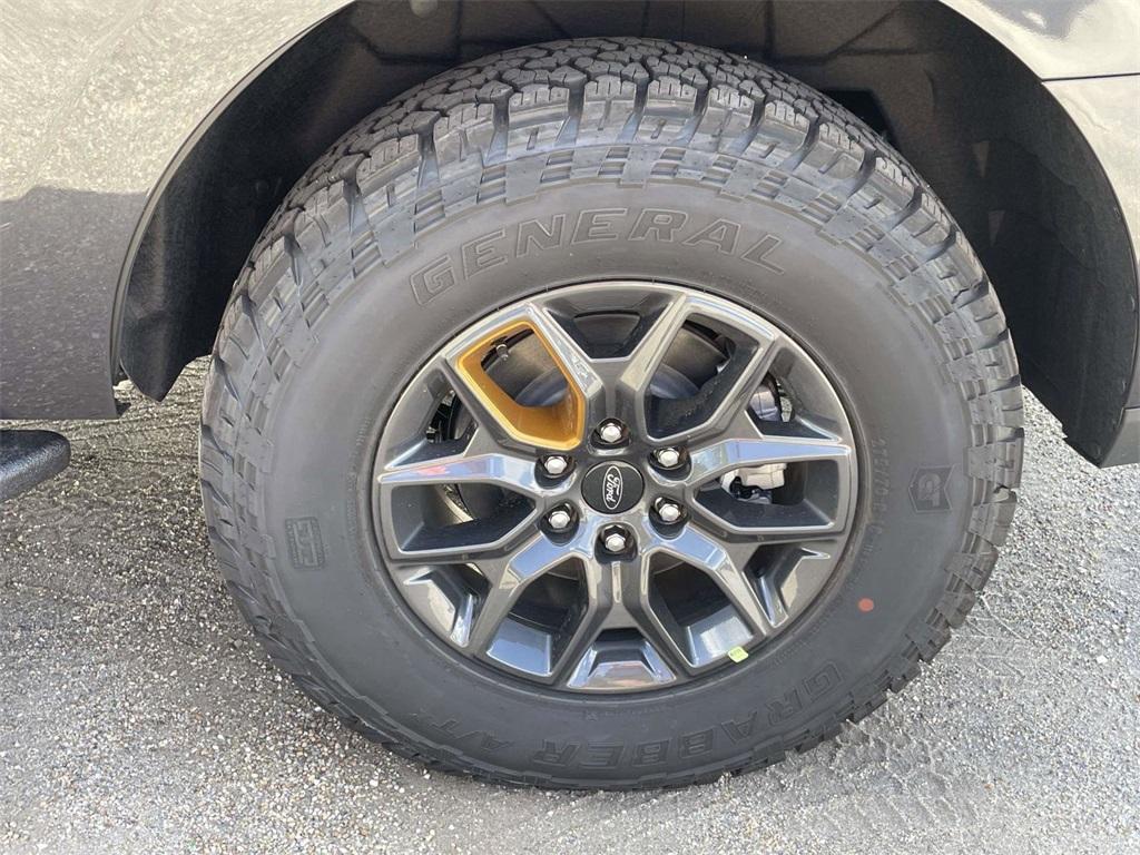 new 2025 Ford Expedition car, priced at $83,180