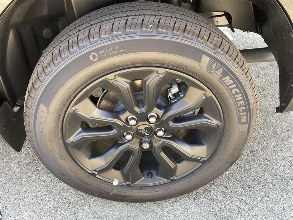 new 2024 Ford Maverick car, priced at $29,407
