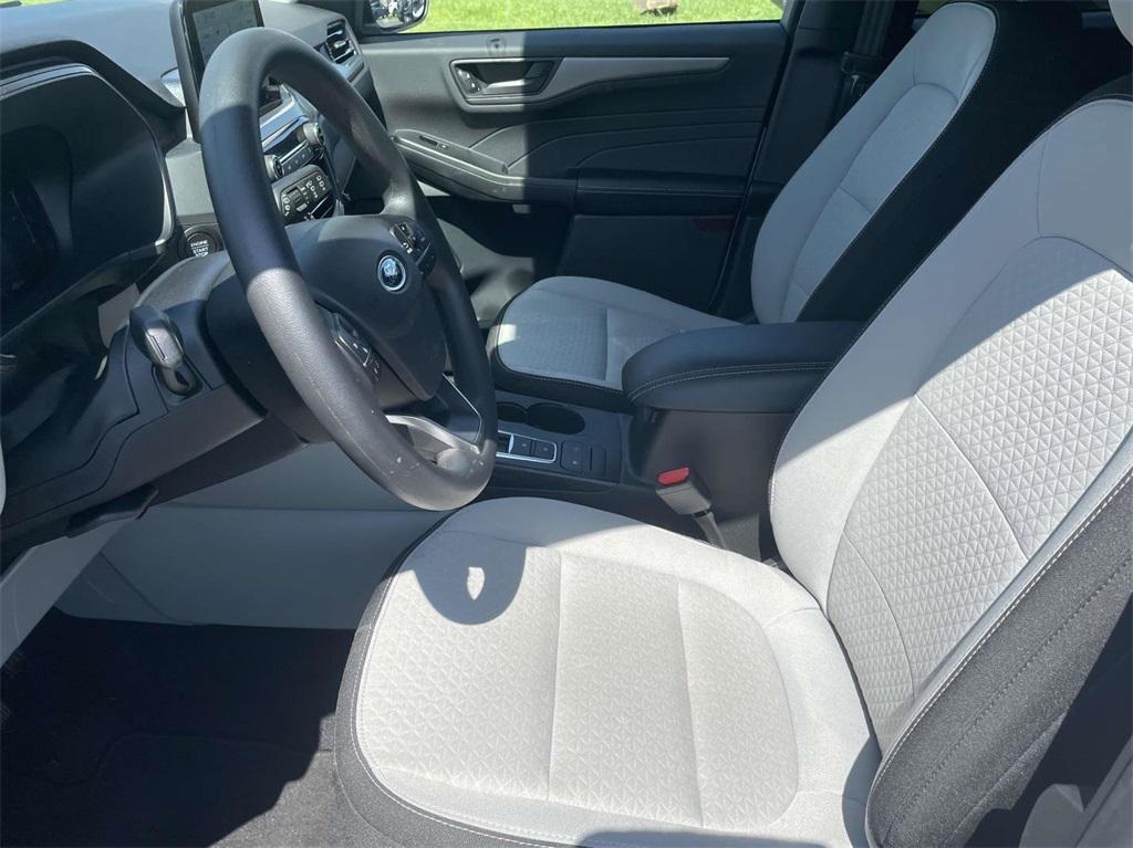 new 2025 Ford Escape car, priced at $20,495