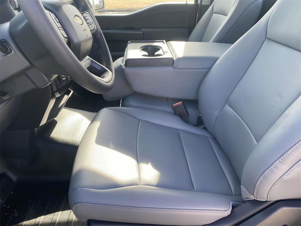 new 2025 Ford F-150 car, priced at $34,820