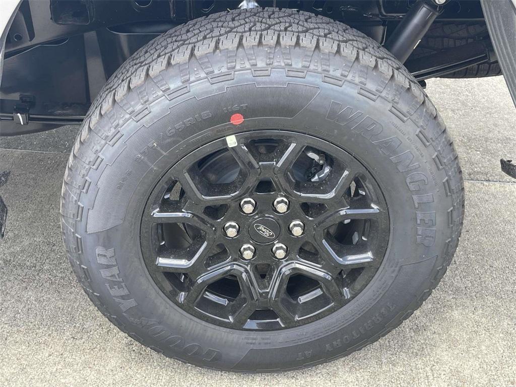 new 2025 Ford F-150 car, priced at $51,551