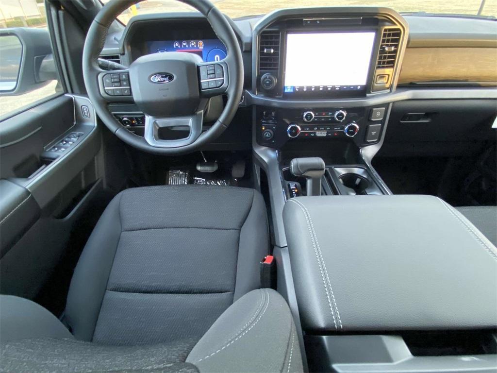 new 2025 Ford F-150 car, priced at $52,995