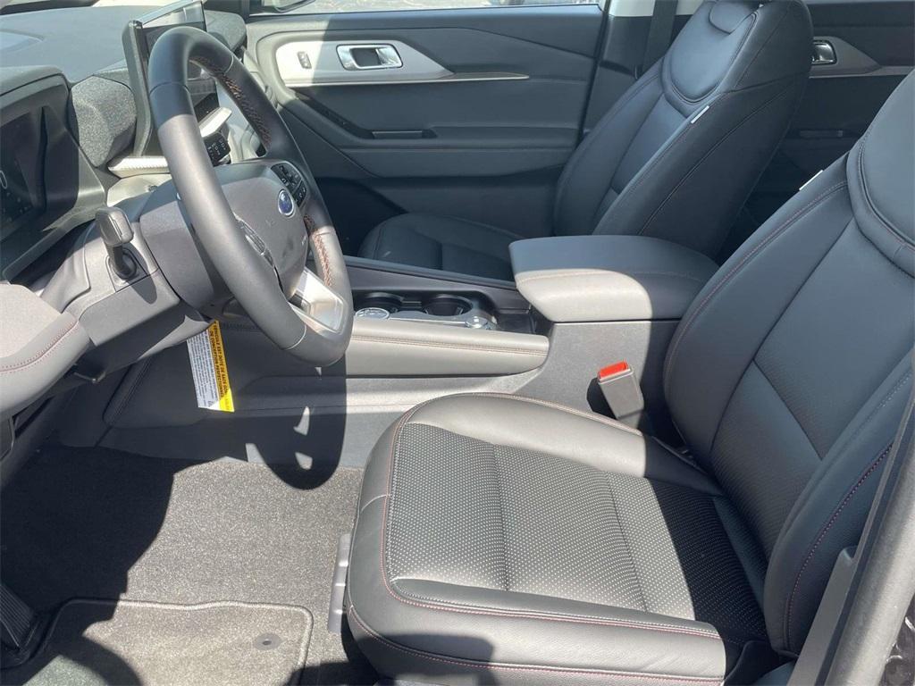 new 2025 Ford Explorer car, priced at $34,244