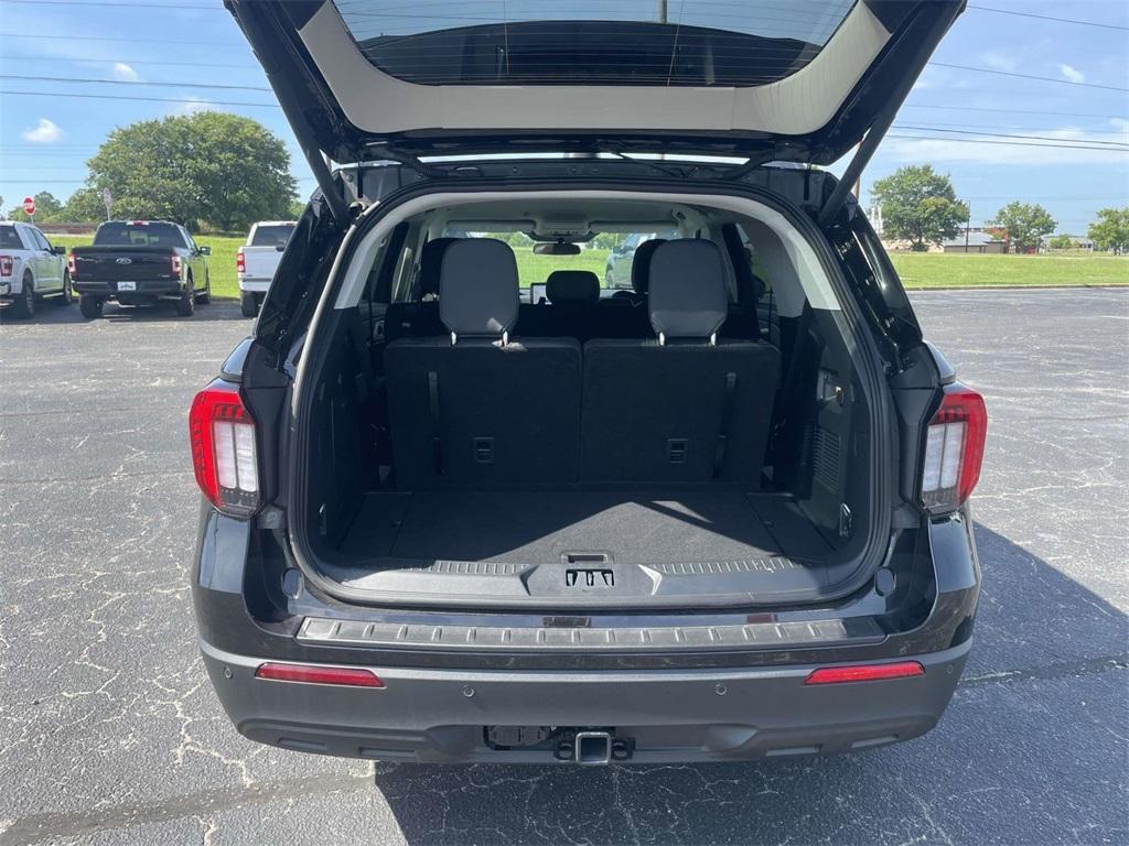 new 2025 Ford Explorer car, priced at $34,244