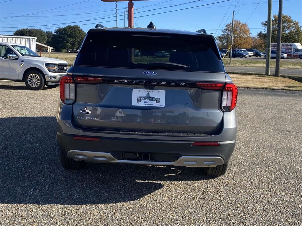 new 2025 Ford Explorer car, priced at $37,995