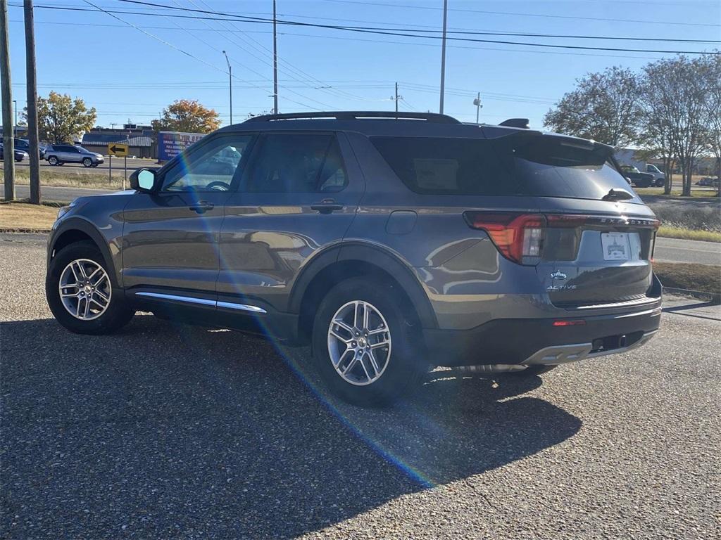 new 2025 Ford Explorer car, priced at $37,995