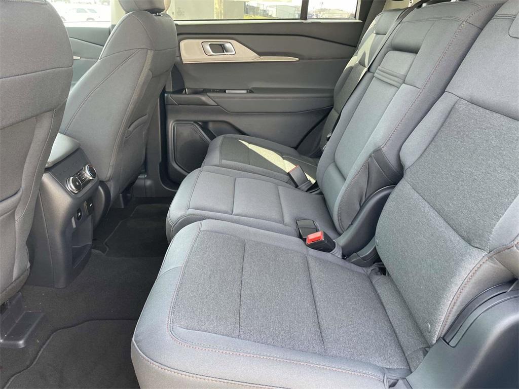 new 2025 Ford Explorer car, priced at $35,672