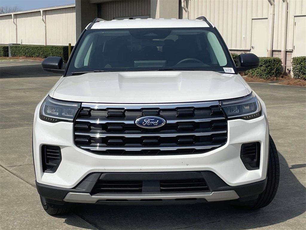 new 2025 Ford Explorer car, priced at $35,672