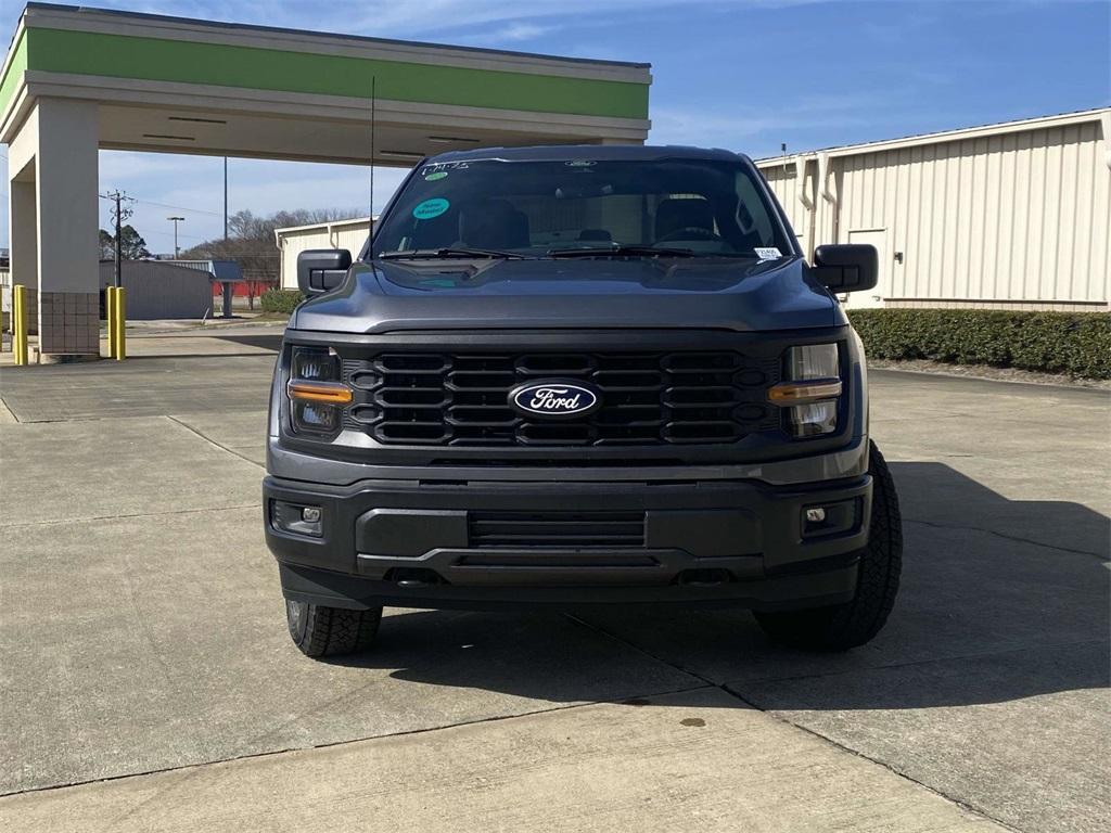 new 2025 Ford F-150 car, priced at $43,614