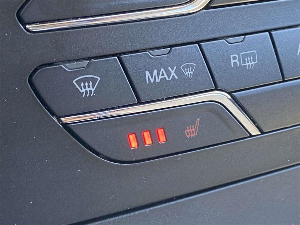 used 2020 Ford Edge car, priced at $12,899