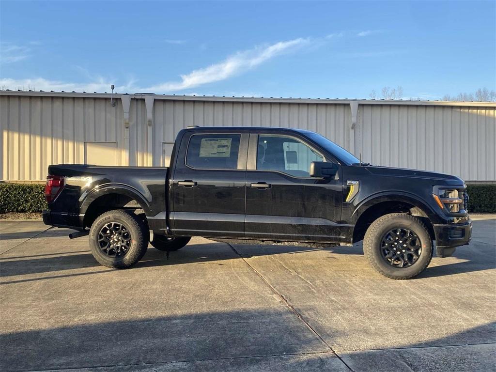 new 2025 Ford F-150 car, priced at $40,599