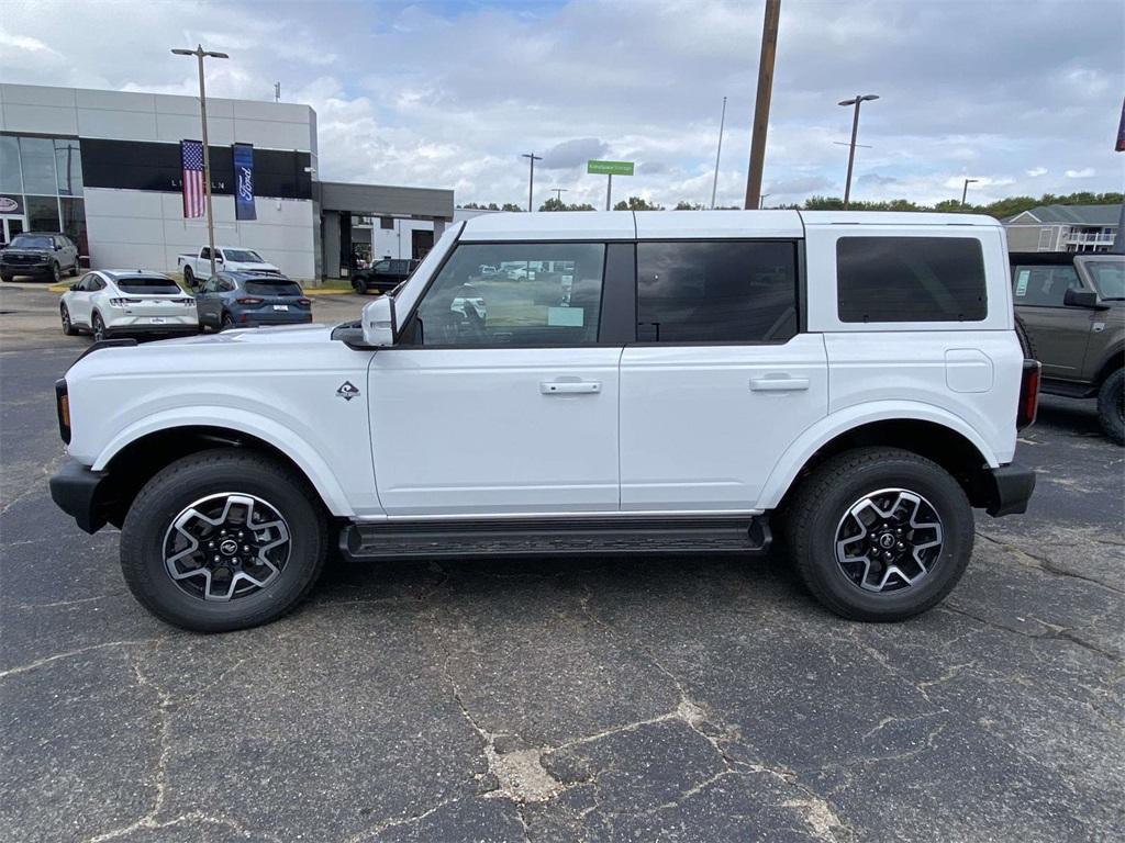 new 2025 Ford Bronco car, priced at $51,600