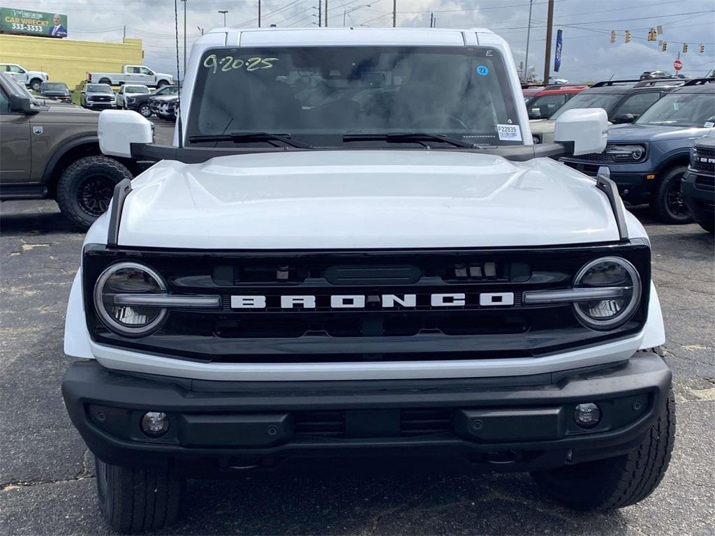 new 2025 Ford Bronco car, priced at $51,600