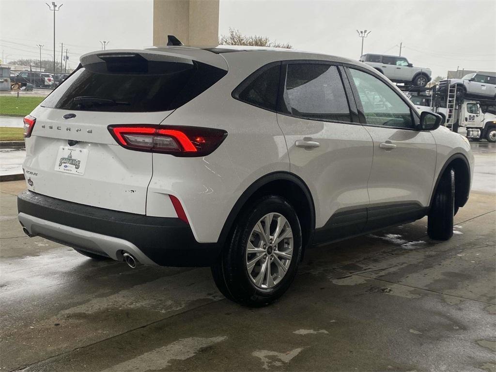 new 2025 Ford Escape car, priced at $28,227