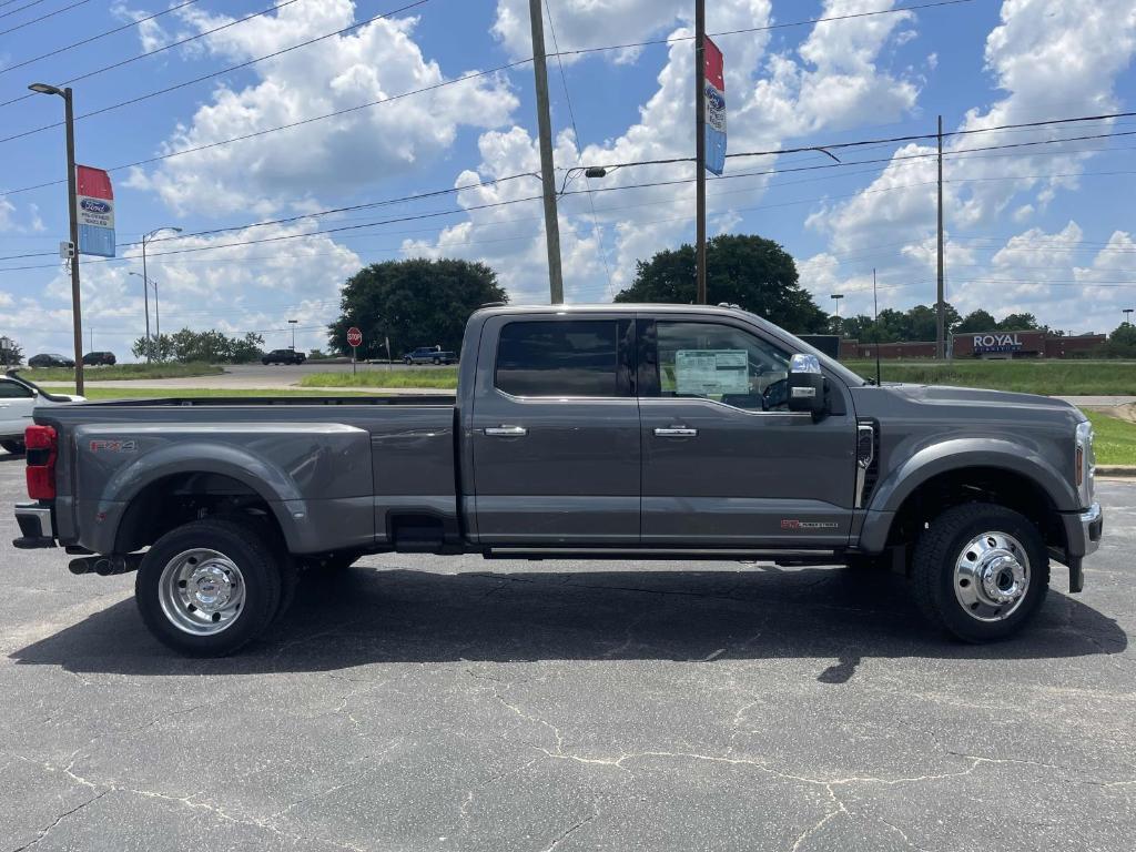new 2025 Ford F-450 car, priced at $94,875