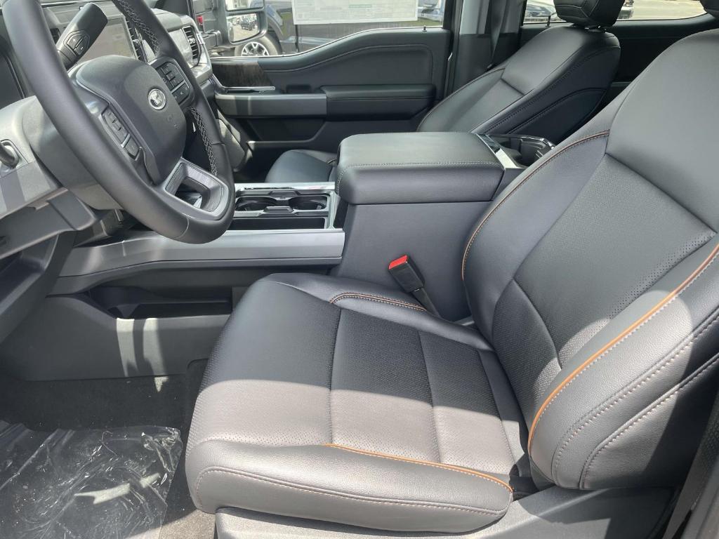 new 2025 Ford F-450 car, priced at $94,875