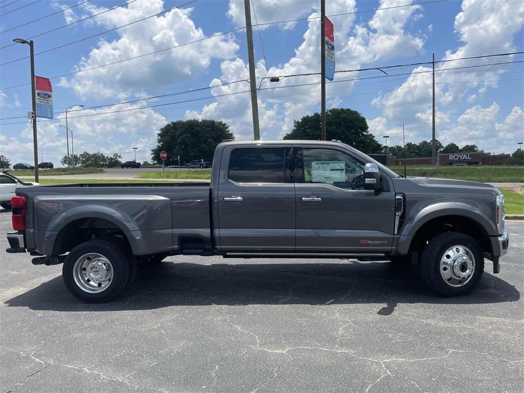 new 2025 Ford F-450 car, priced at $94,875